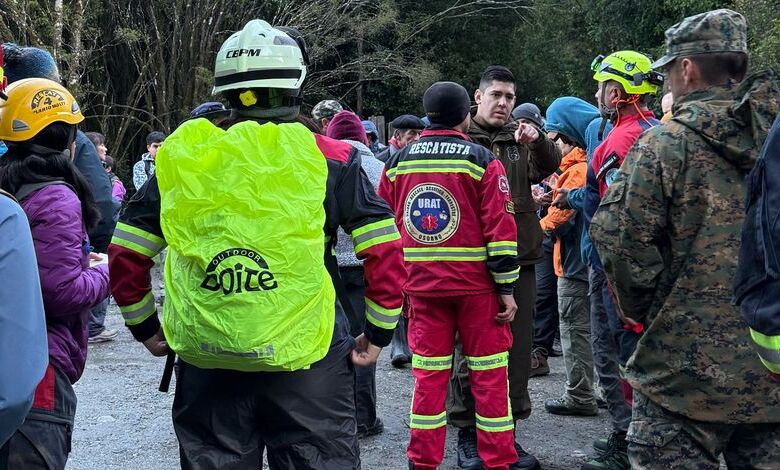 Intensa búsqueda de joven puertomontina extraviada en Cochamó