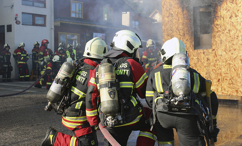 Bomberos de Puerto Montt celebran 61 años de servicio