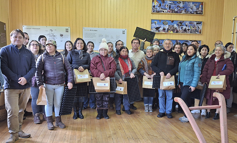 Taller de gestión de huertos fortalece la agricultura familiar en Dalcahue