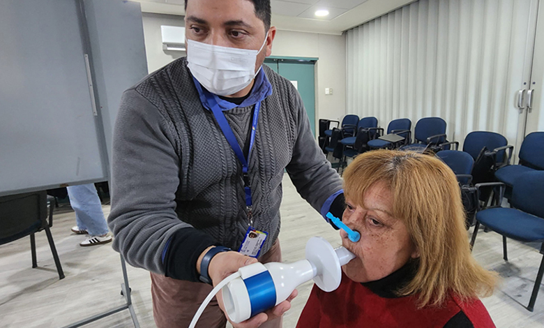 Usuarios de Chiloé se someten a Examen de Función Pulmonar
