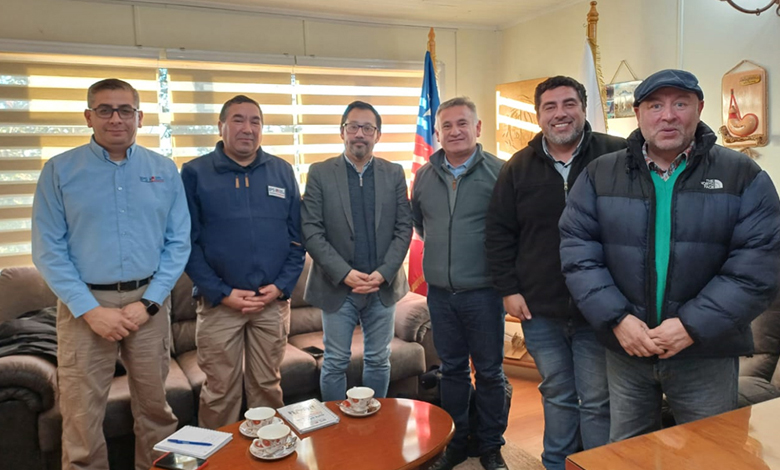 Destacan reunión Alcalde de Chonchi con Director Regional IPS