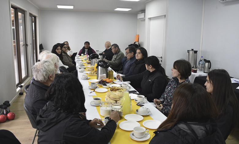Comunidades indígenas del lago Huillinco–Cucao se articulan con el Estado