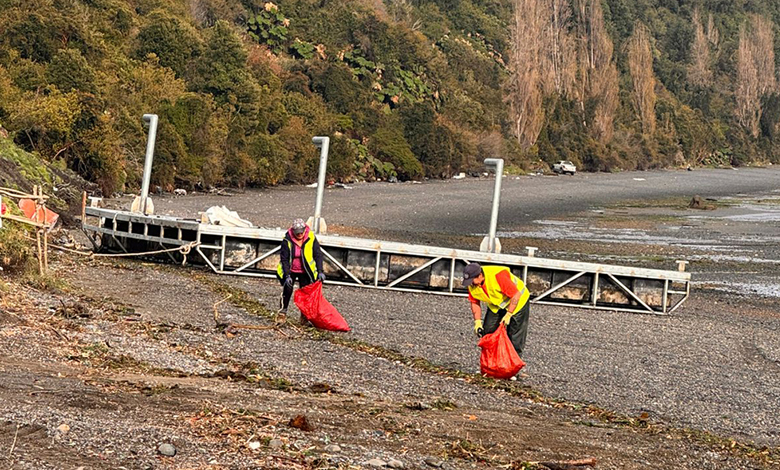 Unidad territorial para limpieza de playas en Chiloé avanza