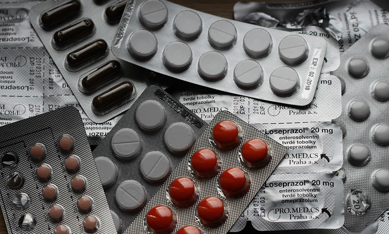 Costo de medicamentos y tratamientos afecta acceso a especialistas